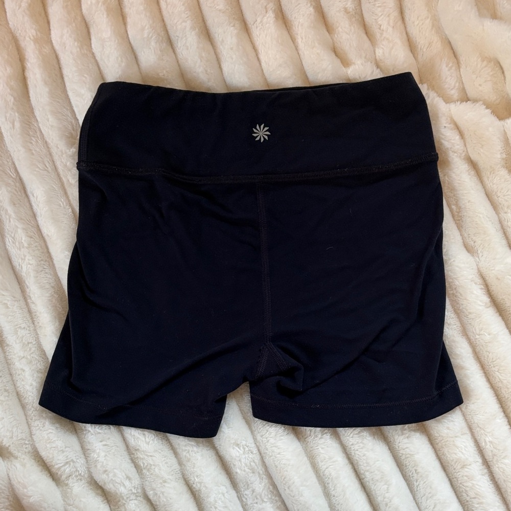 Athleta girl navy “Chit chat short”